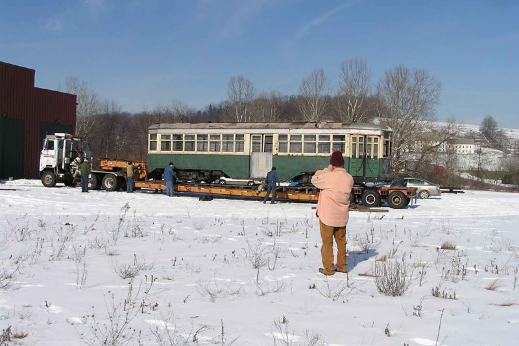 Unloading PTC 8042 at the Pennsylvania Trolley Museum